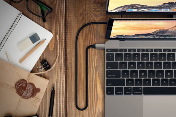 Câble USB-C vers HDMI 4K Space Grey – Image 3